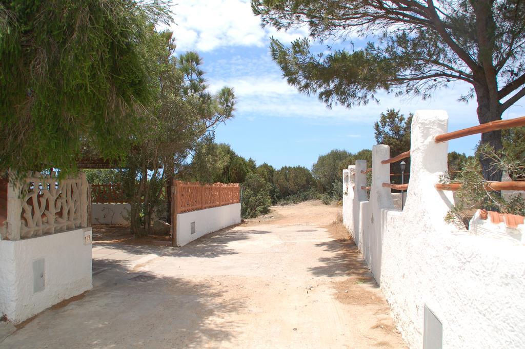 Apartments Casa Vacanze Porto Pino Buitenkant foto